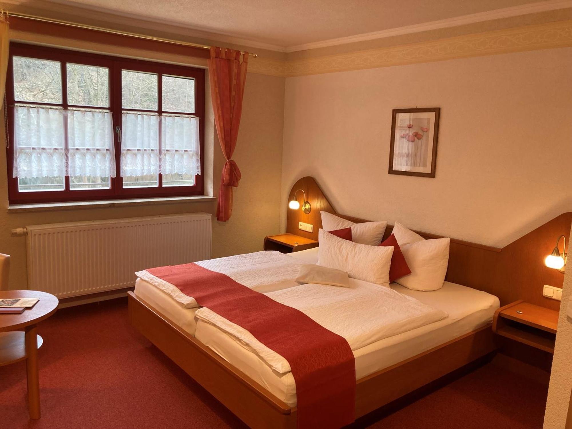 Hotel Zur Fernmuehle Ziegenruck Bagian luar foto